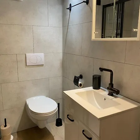 Met Jacuzzi In Апартаменты