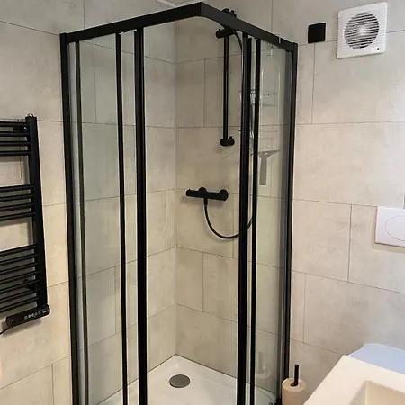 Met Jacuzzi In Апартаменты